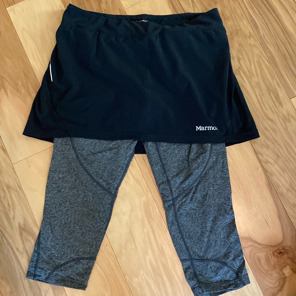 Marmot Skirt Leggings size Small Black Gray